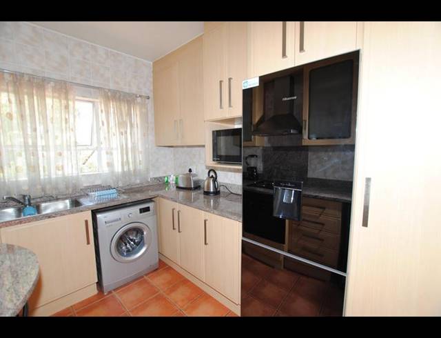 2 BEDROOM PROPERTY TO RENT IN RIVONIA